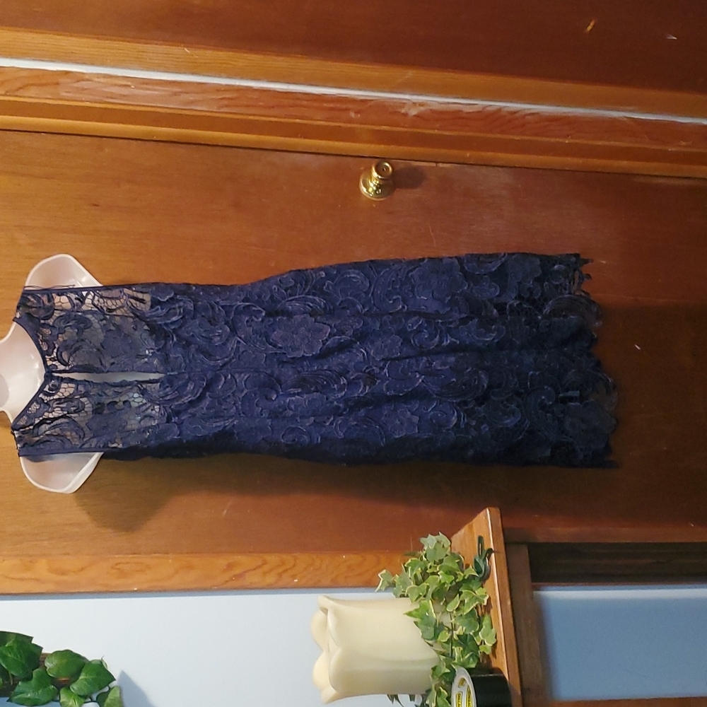 Adrianna Papell evening dress - Picture 2 of 5